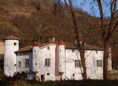 Fonds d'cran Constructions et architecture chateau de Vauberet a Montbrison ; Loire 42