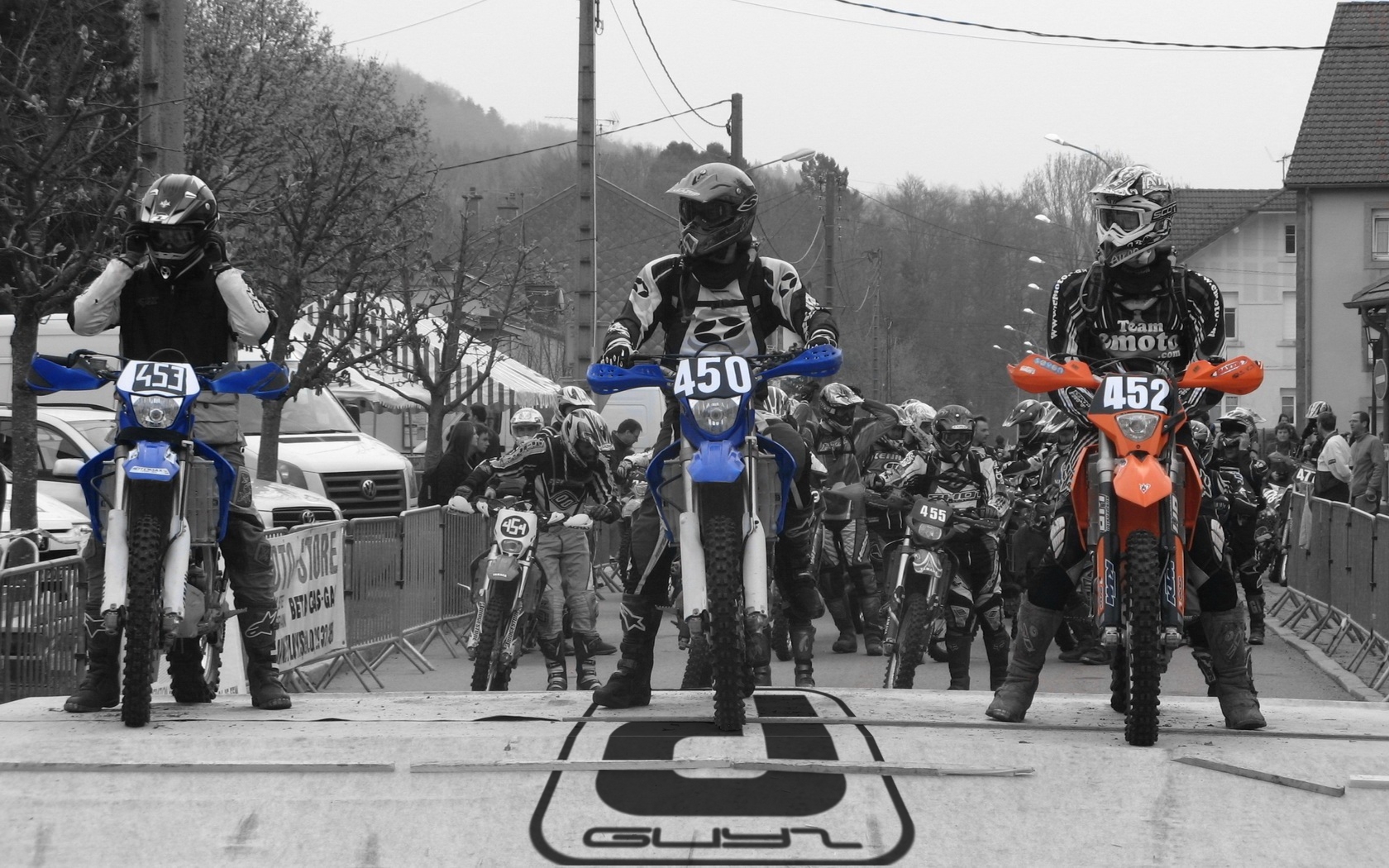 Fonds d'cran Motos Motocross D-GUYZ_GsurV