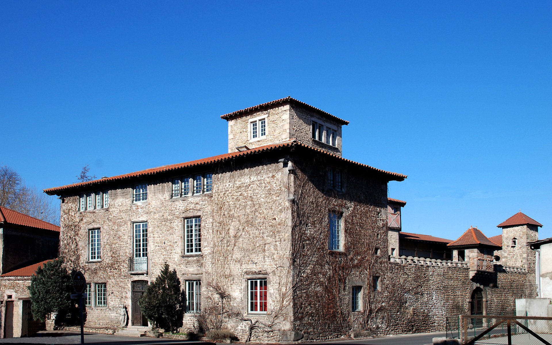 Wallpapers Constructions and architecture Castles - Palace Manoir du Colombier a st Marcellin en Forez ,Loire 42