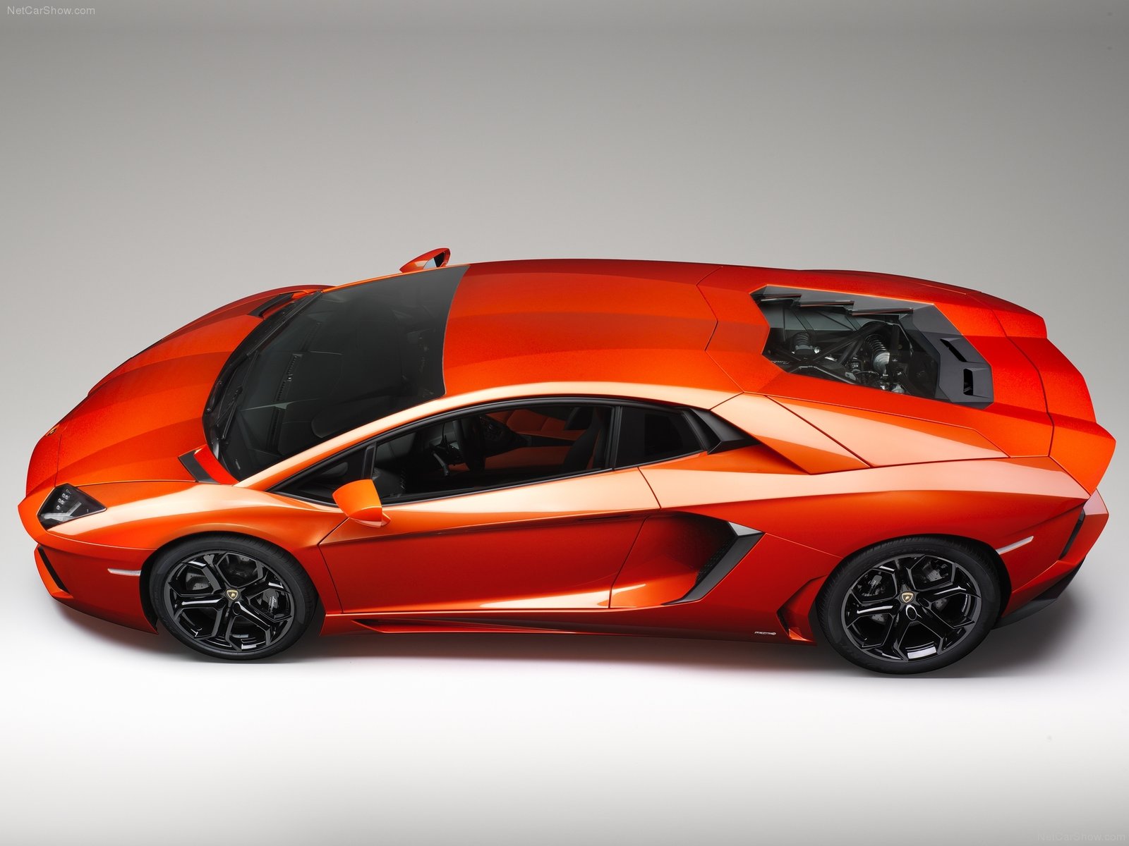 Fonds d'cran Voitures Lamborghini Lamborghini Aventador LP700-4