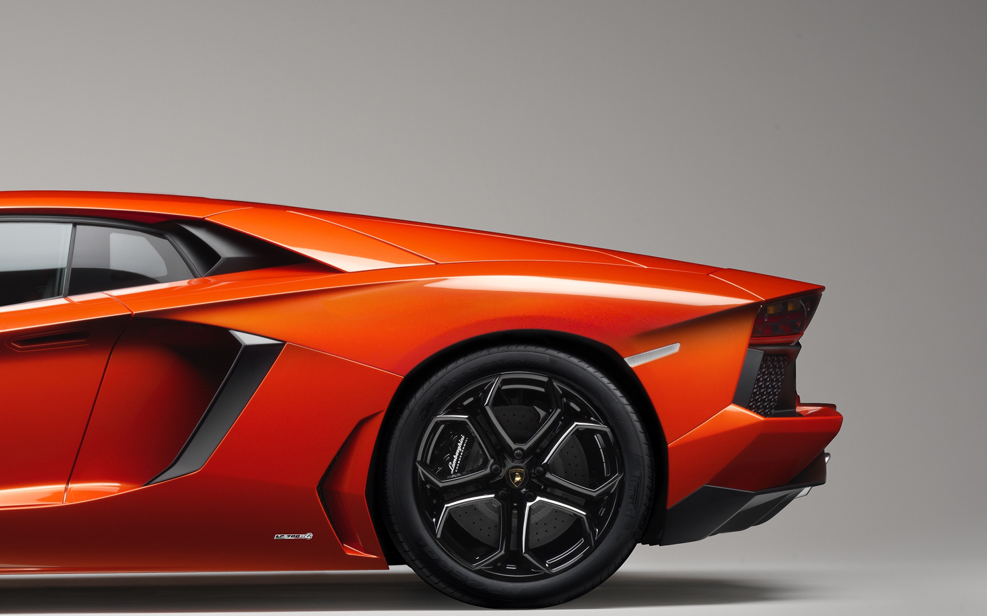 Fonds d'cran Voitures Lamborghini Lamborghini - Aventador