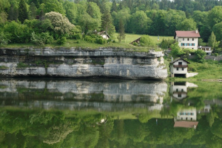 Fonds d'cran Nature Eau - Reflets Endroit-envers