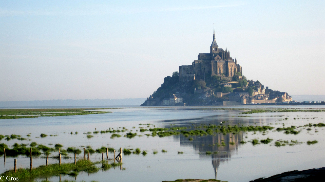 Fonds d'cran Constructions et architecture Statues - Monuments Mont St Michel