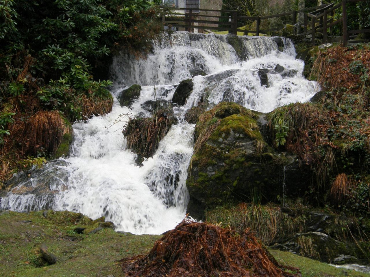 Fonds d'cran Nature Cascades - Chutes Aberfoyle, Scotland