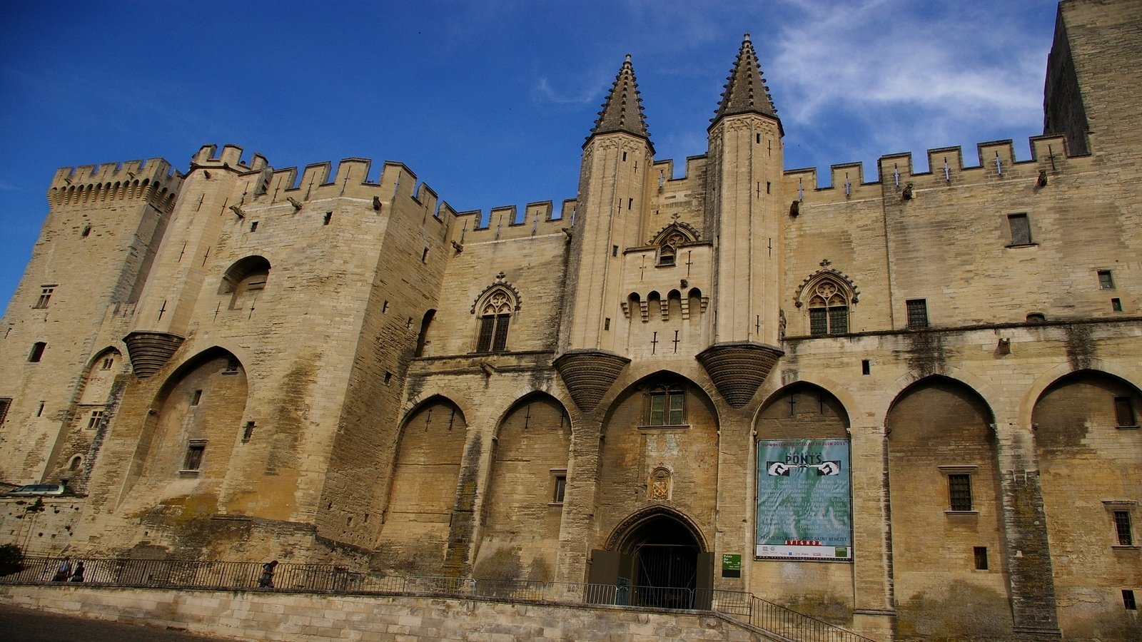 Wallpapers Constructions and architecture Castles - Palace pas laid des papes avignon