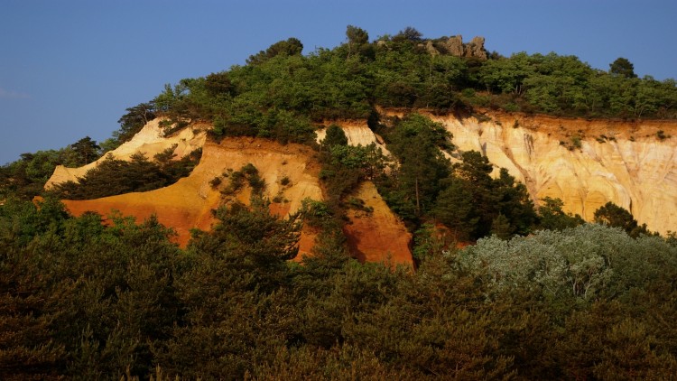 Wallpapers Nature Cliffs colore a dos du vaucluse