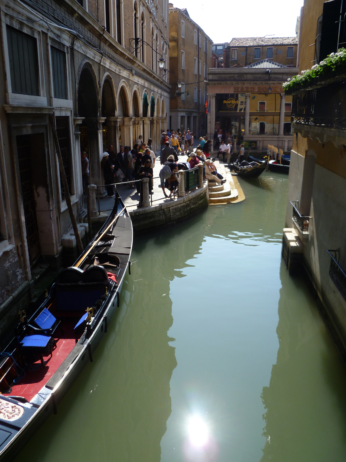 Fonds d'cran Voyages : Europe Italie Vue sur Hard Rock Caf - Venise