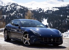 Fonds d'cran Voitures Ferrari FF