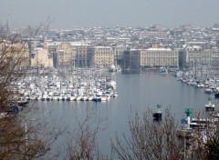 Fonds d'cran Voyages : Europe le vieux port sous la neige