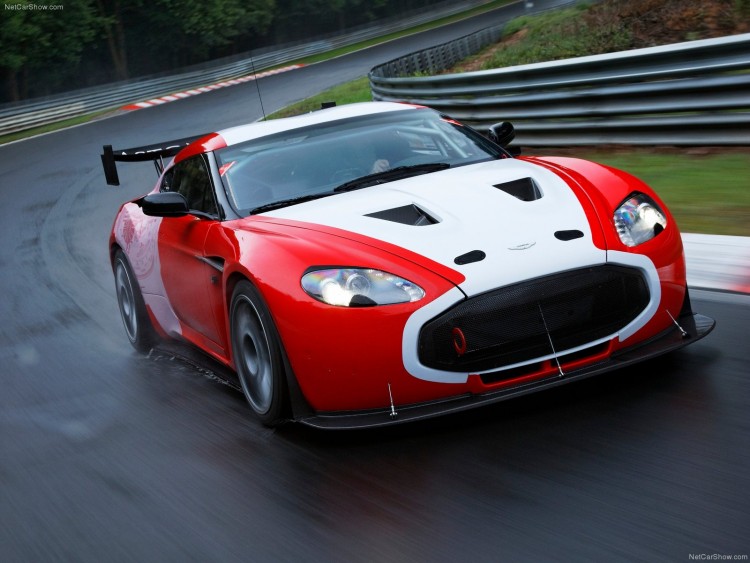 Fonds d'cran Voitures Aston Martin Aston Martin V12 Zagato Racecar