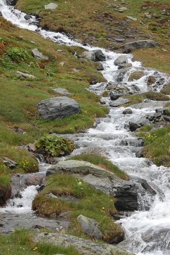 Fonds d'cran Nature Cascades - Chutes cascade en italie