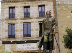 Fonds d'cran Constructions et architecture CYRANO DE BERGERAC (24 ) 