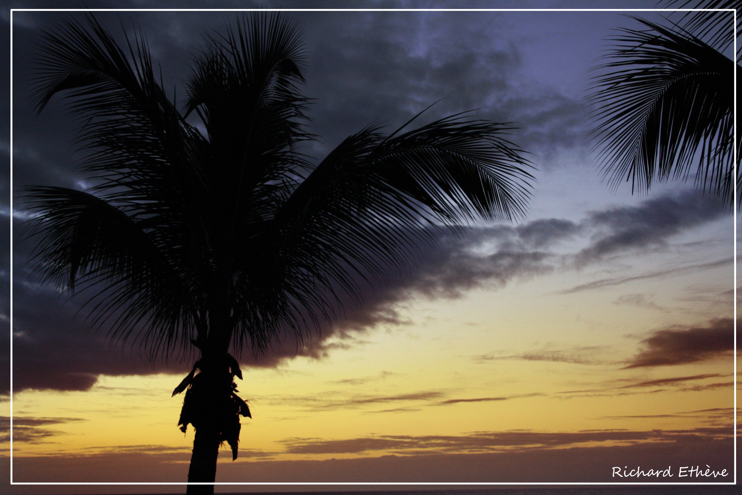 Fonds d'cran Voyages : Afrique La Runion Saint-Denis, Coucher de soleil au Barachois.