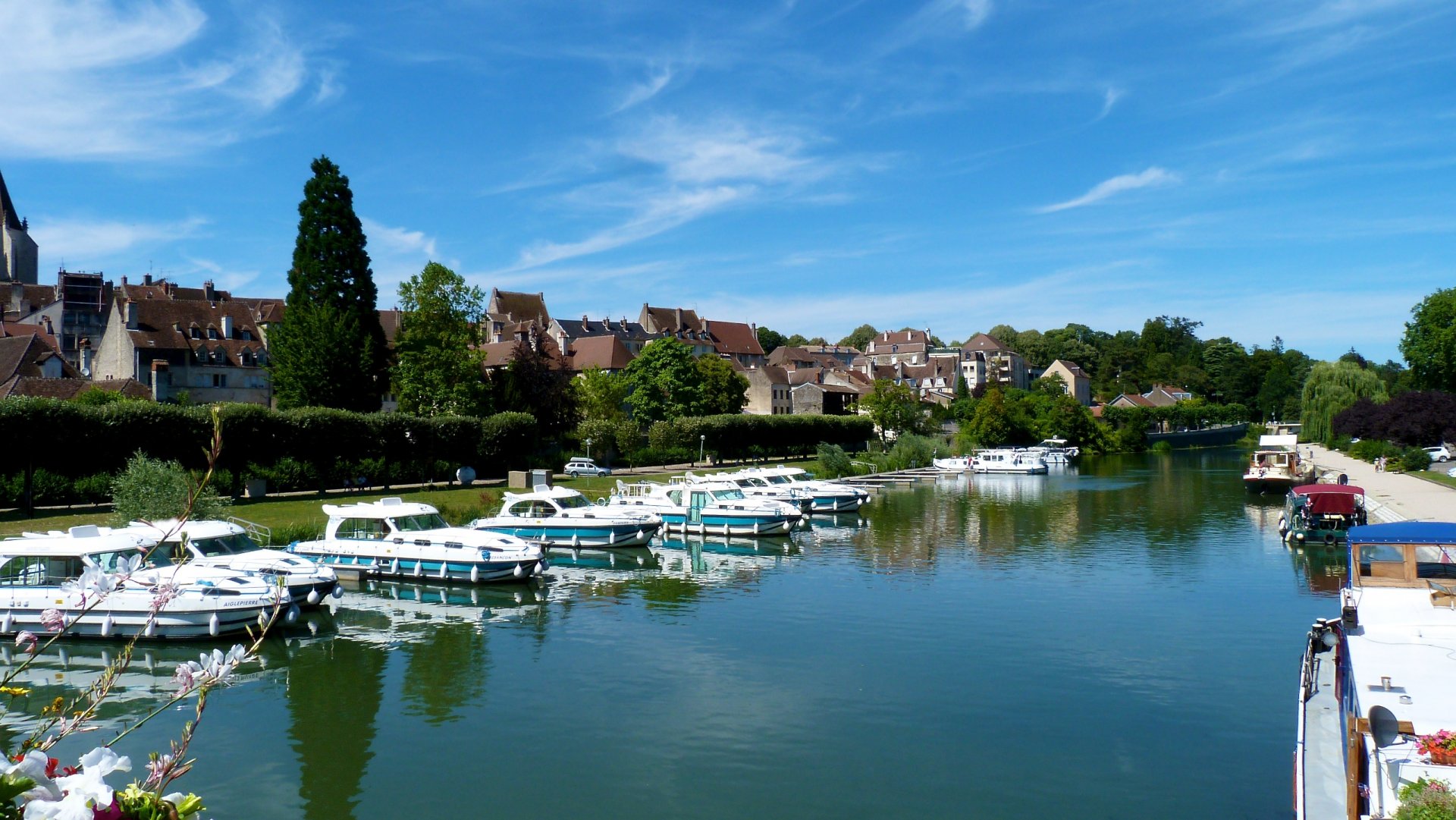 Wallpapers Trips : Europ France > Franche Comt port de Dole  (39)