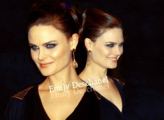 Fonds d'cran Clbrits Femme Emily Deschanel