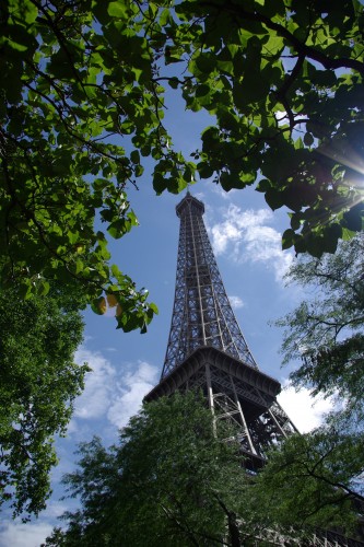 Fonds d'cran Constructions et architecture Statues - Monuments La dame de fer