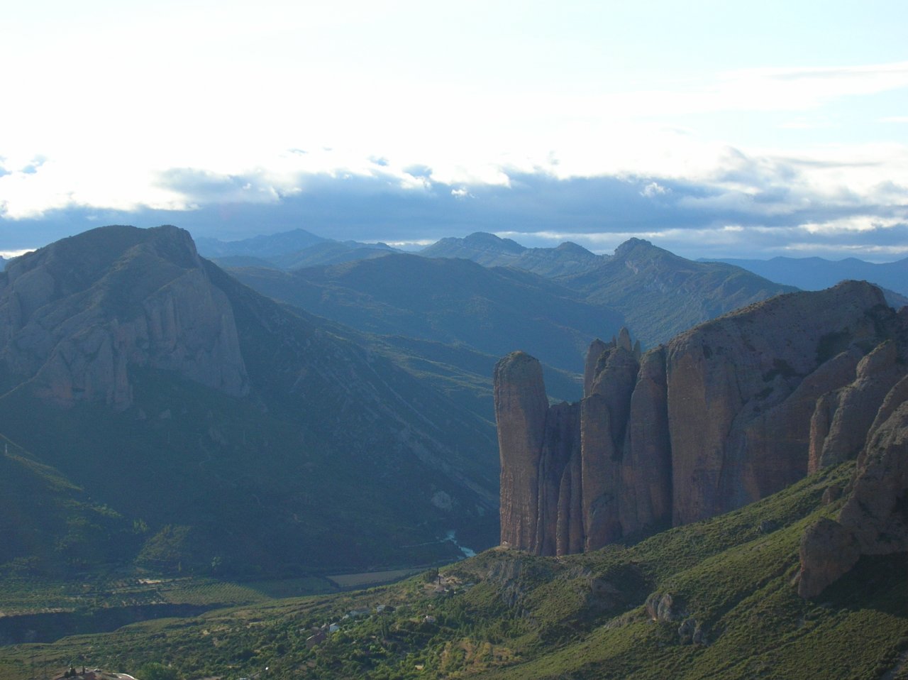 Fonds d'cran Nature Montagnes Mallos