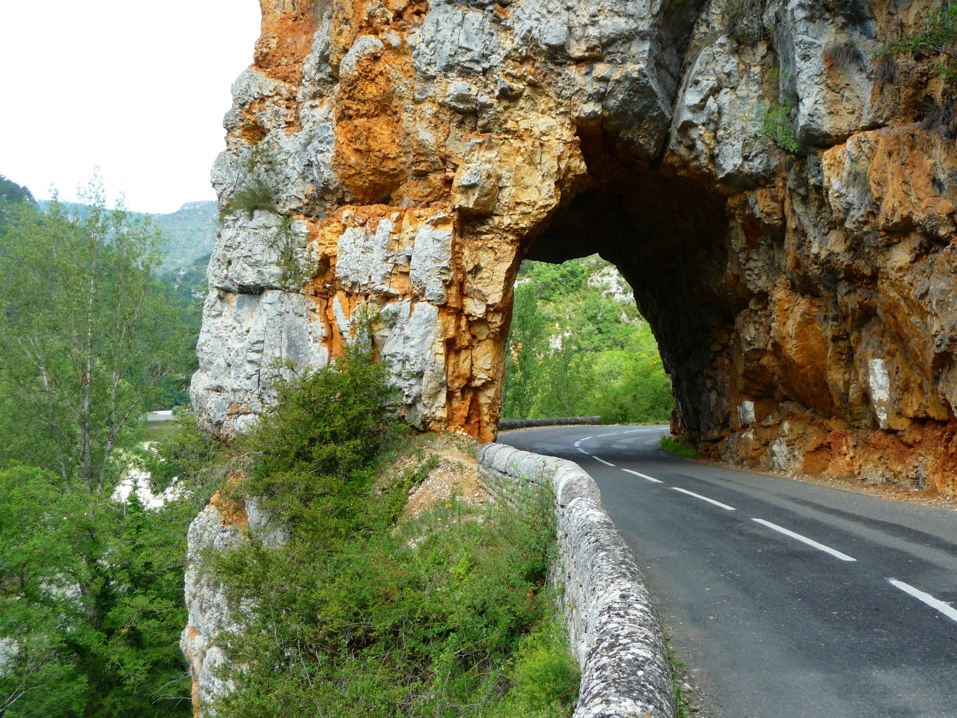 Wallpapers Constructions and architecture Tunnels Tunnels des Gorges du Tarn