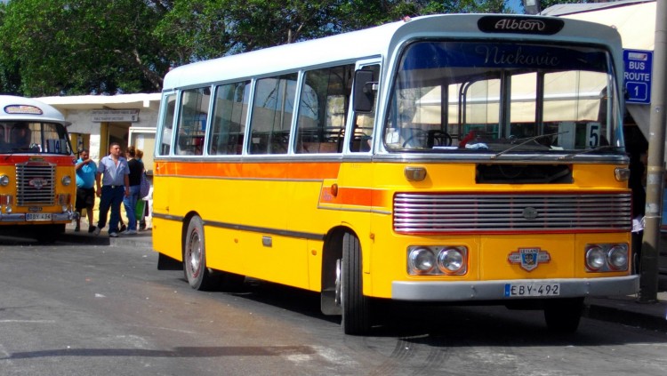 Fonds d'cran Transports divers Bus - Autocars bus de Malte