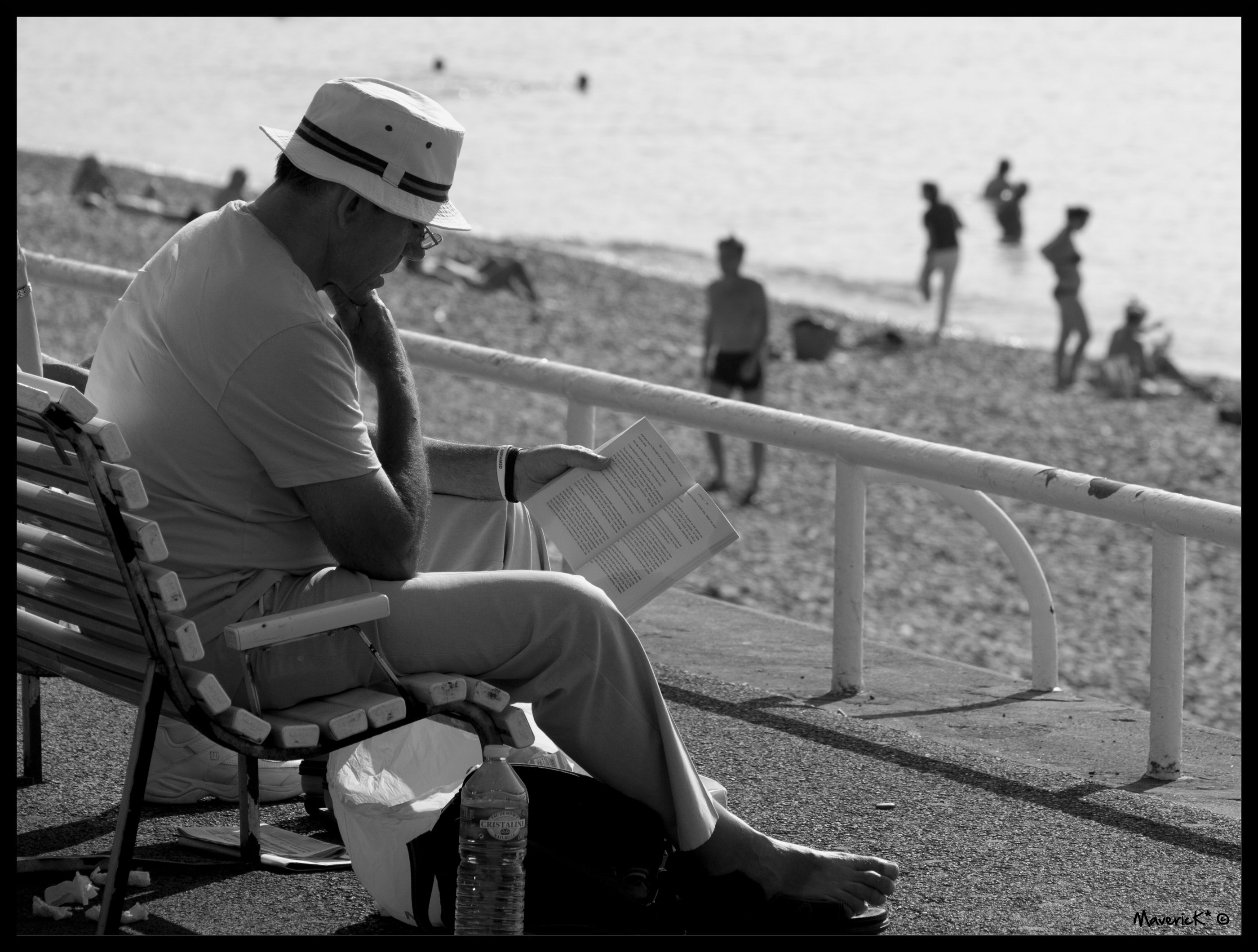 Fonds d'cran Hommes - Evnements Scnes de vie Lecture