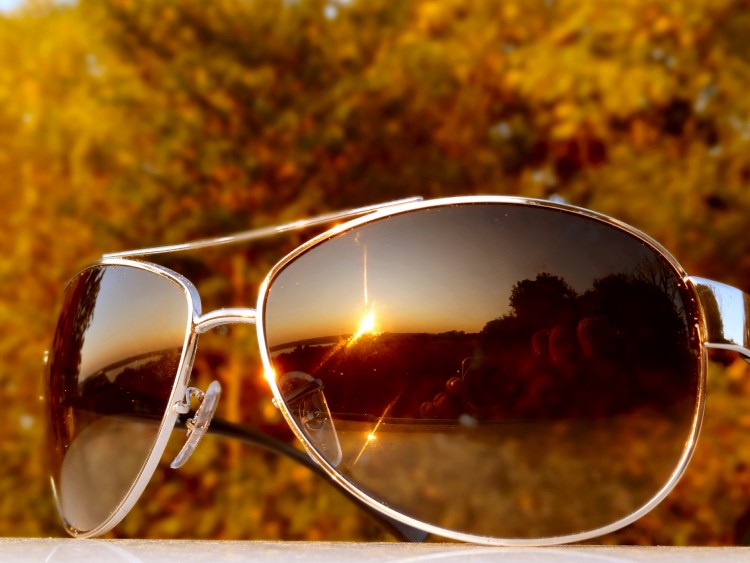 Fonds d'cran Nature Couchers et levers de Soleil Ray-Ban dawn