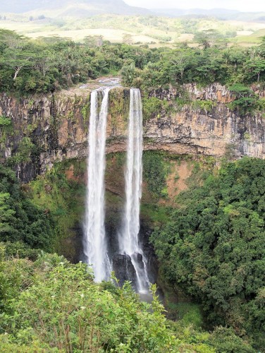 Fonds d'cran Voyages : Afrique Ile Maurice l'une des nombreuses cascades de l'le maurice