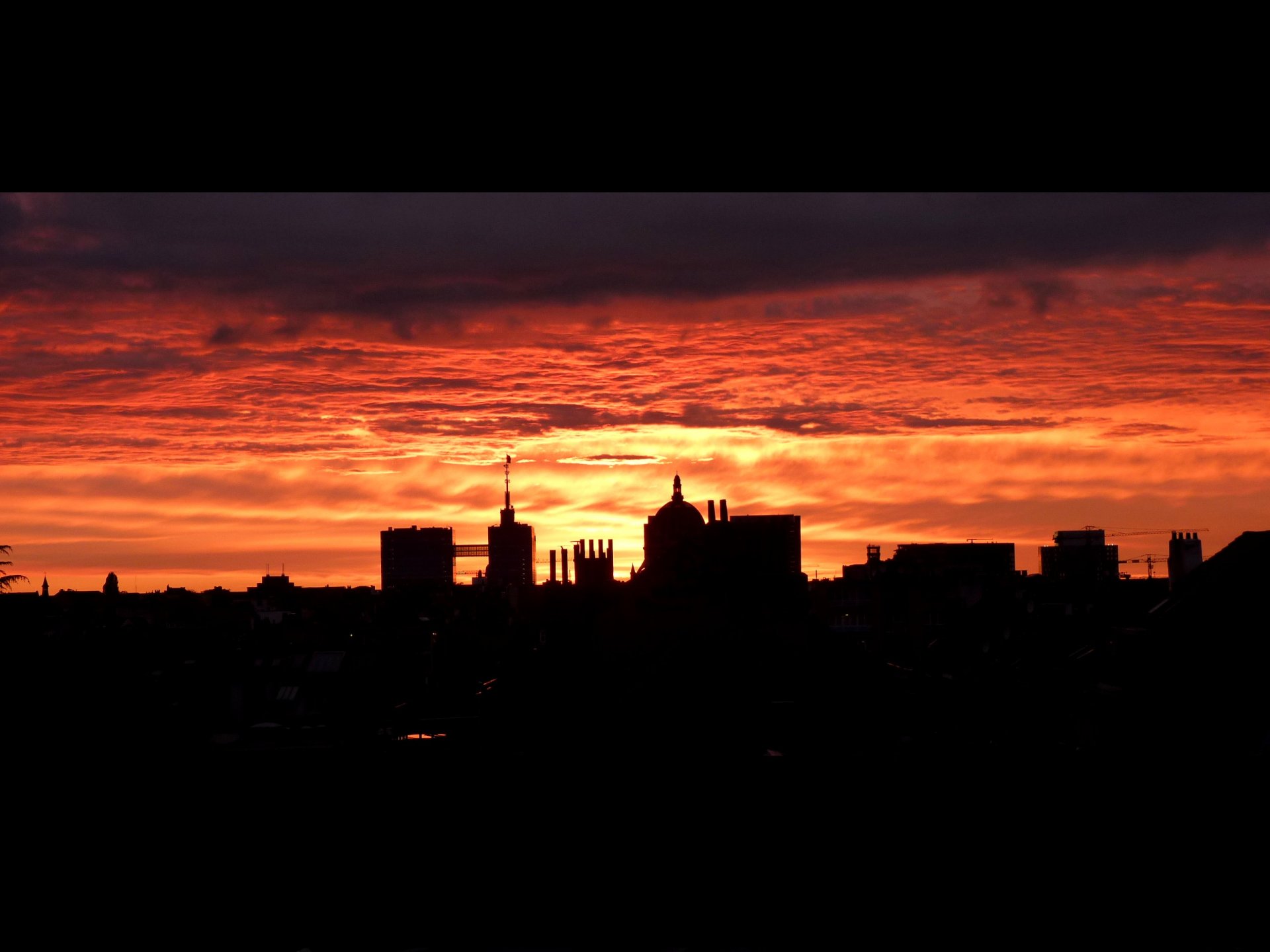 Wallpapers Nature Sunsets and sunrises Bruxelles -  Coucher de soleil de toits en toits 