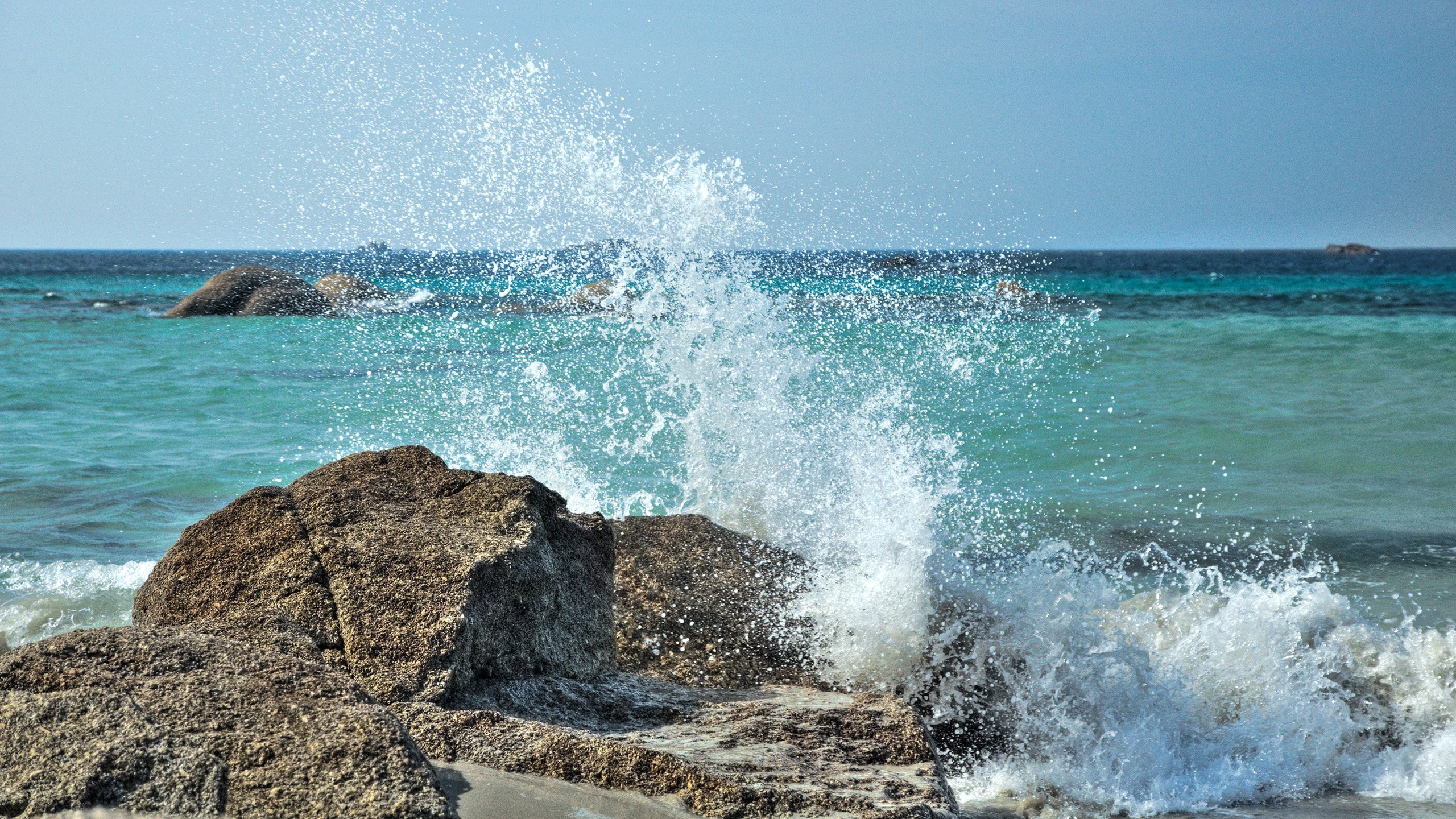 Fonds d'cran Nature Mers - Ocans - Plages Vaguounette