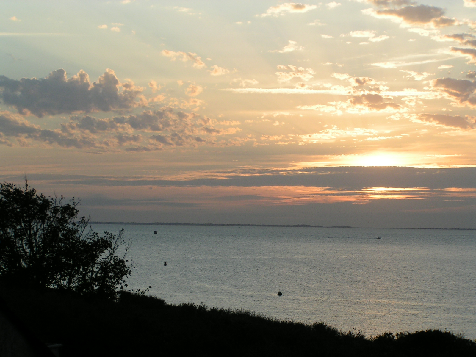 Fonds d'cran Voyages : Europe France > Bretagne coucher de soleil sur QUIBERON