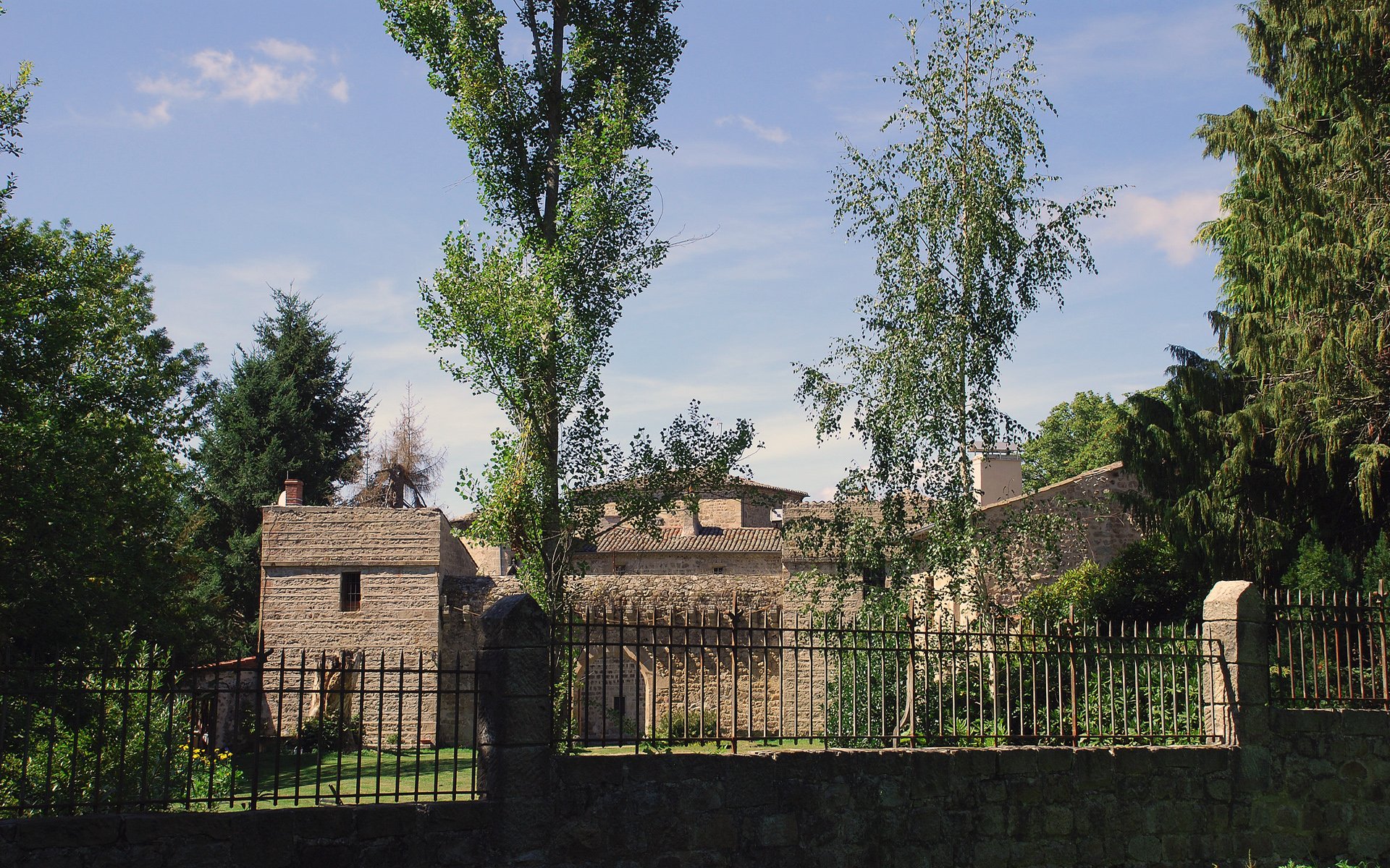 Fonds d'cran Constructions et architecture Chteaux - Palais chateau de Marandiere .Loire 42