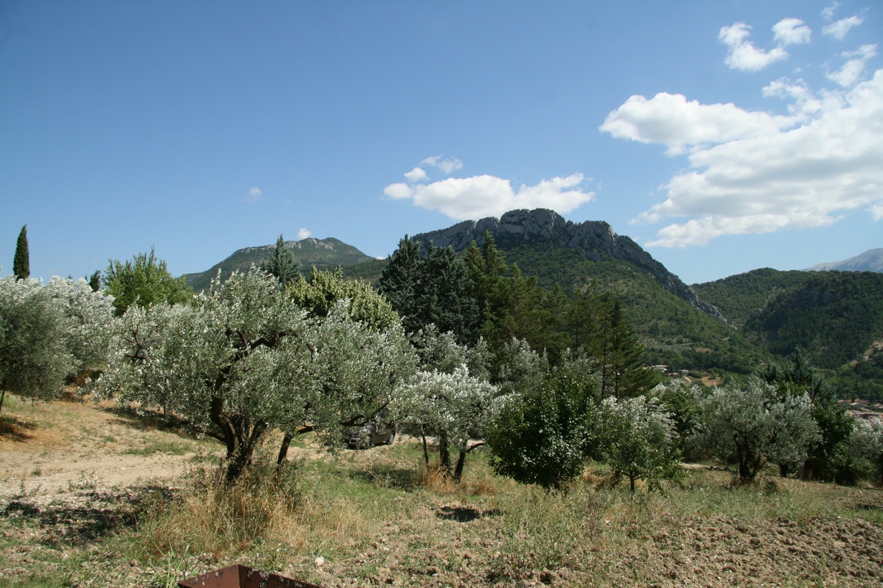 Fonds d'cran Voyages : Europe France > Rhne-Alpes La rgion des Baronnies