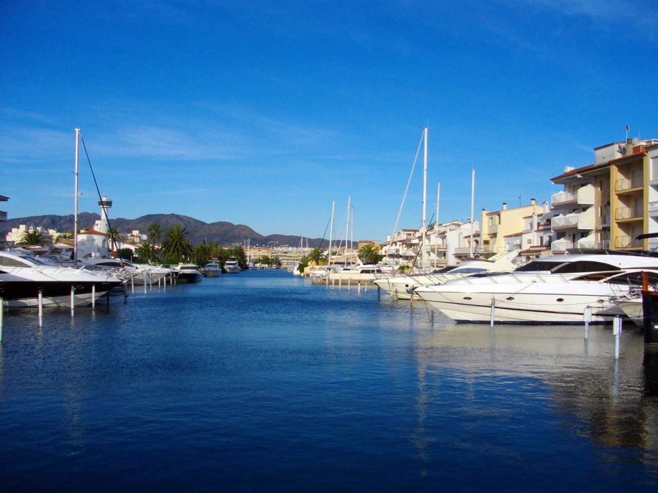 Fonds d'cran Constructions et architecture Ports - Quais Empuriabrava (espagne)