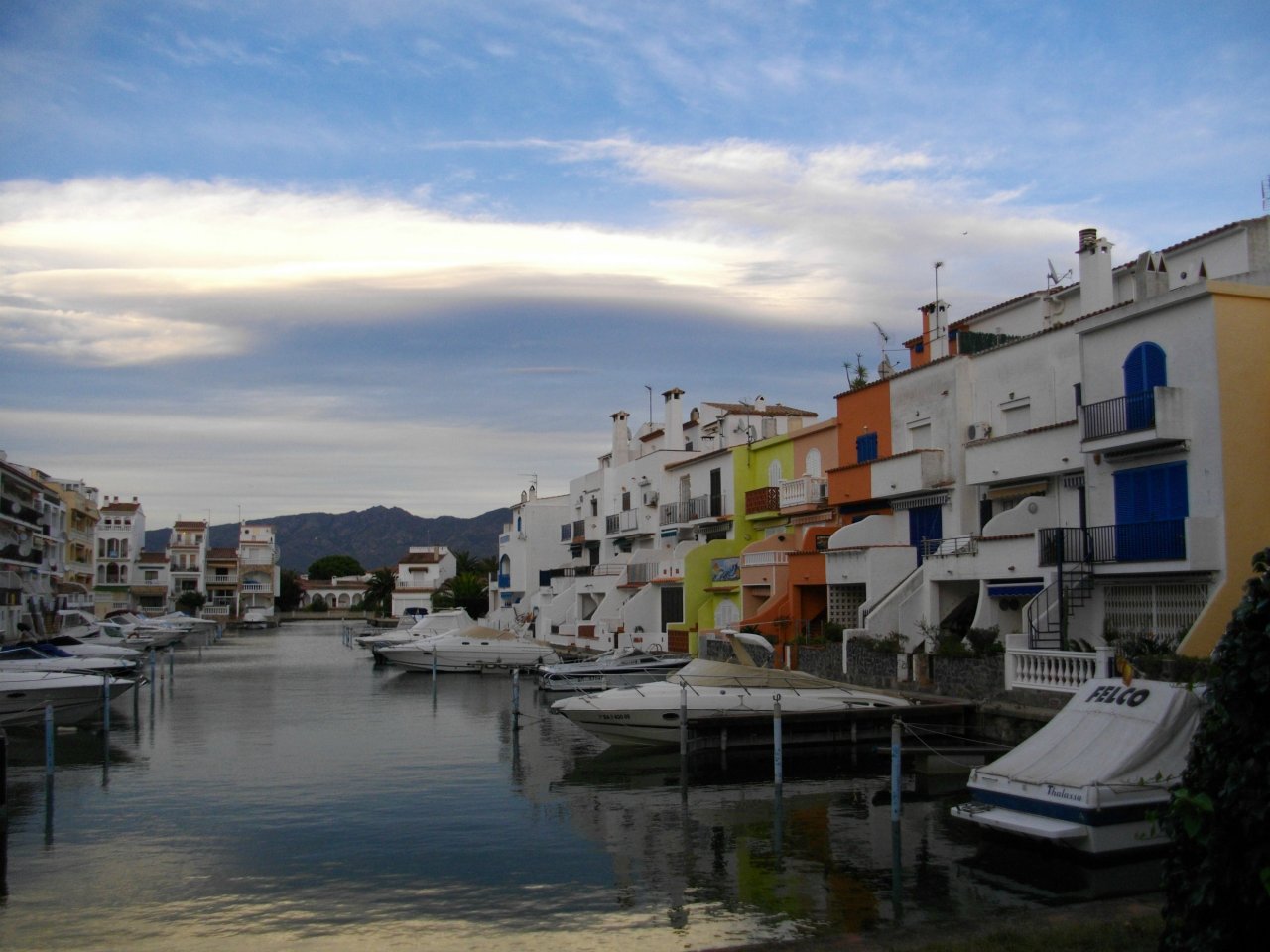 Fonds d'cran Constructions et architecture Ports - Quais Empuriabrava (espagne)