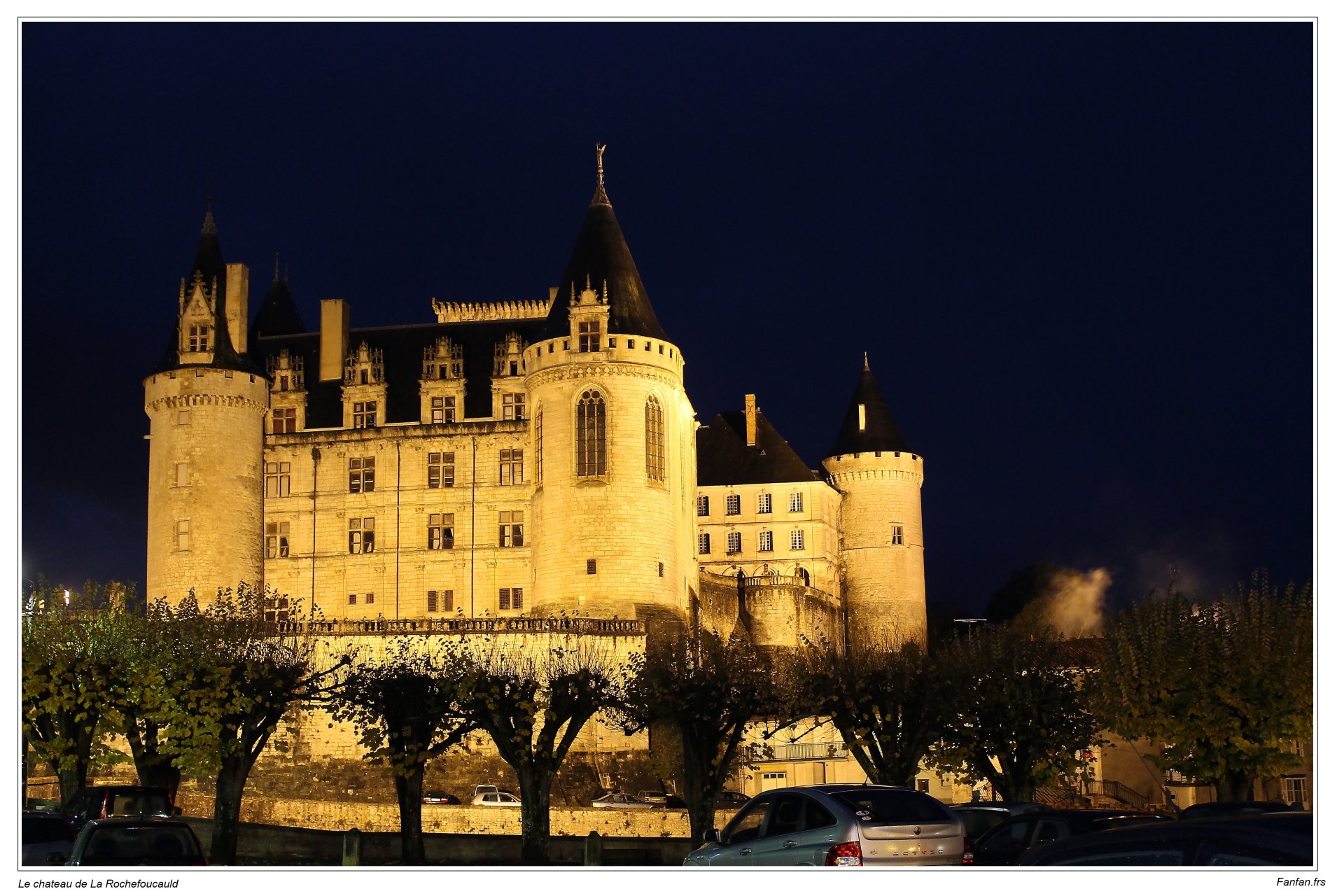 Fonds d'cran Constructions et architecture Chteaux - Palais La Rochefoucauld