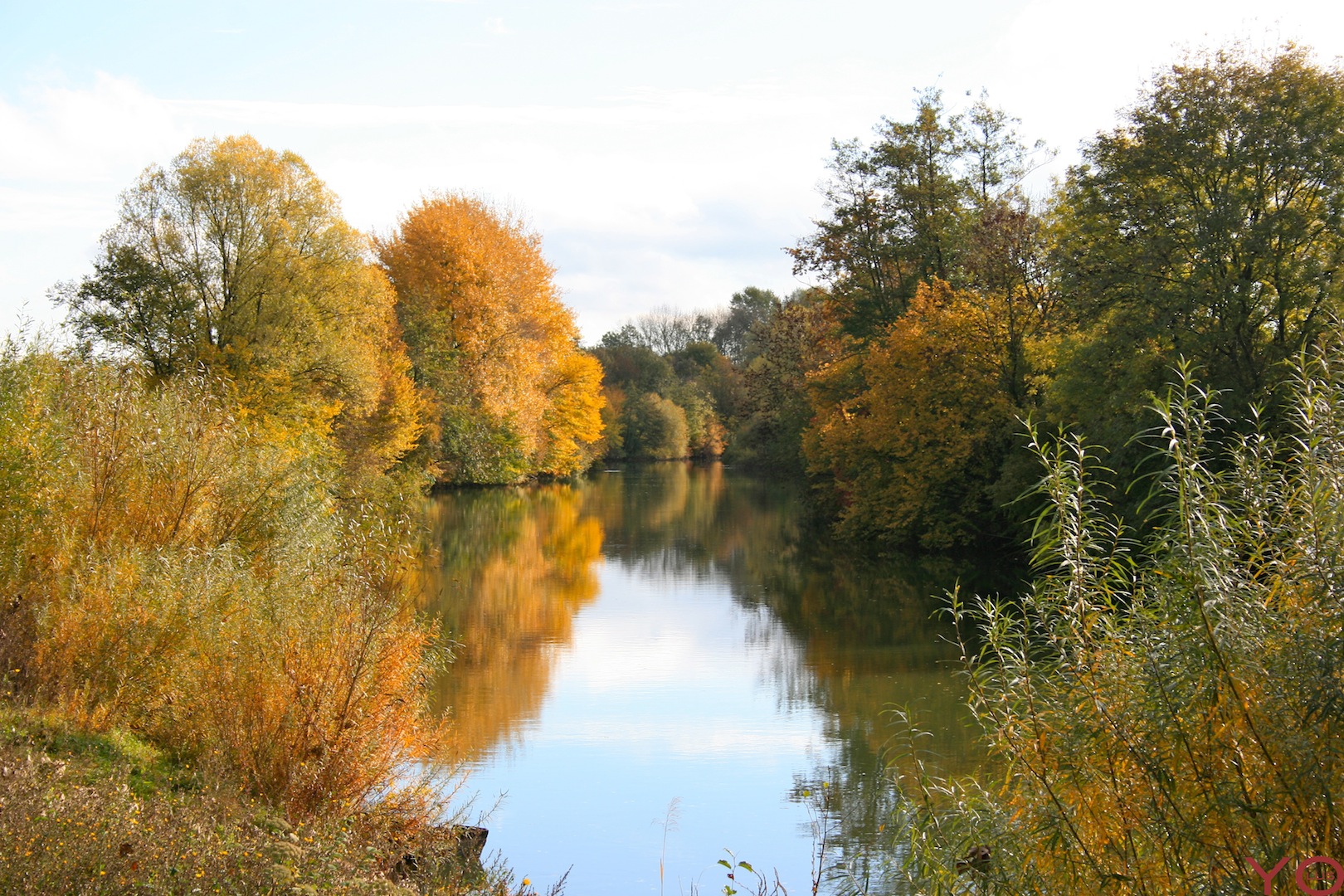 Wallpapers Nature Rivers - Torrents Les reflets de l'automne sur la rivire