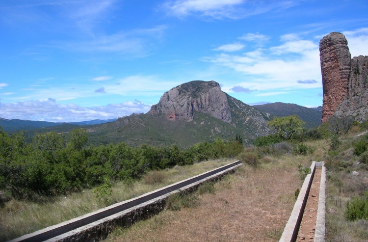 Fonds d'cran Nature Montagnes Rails