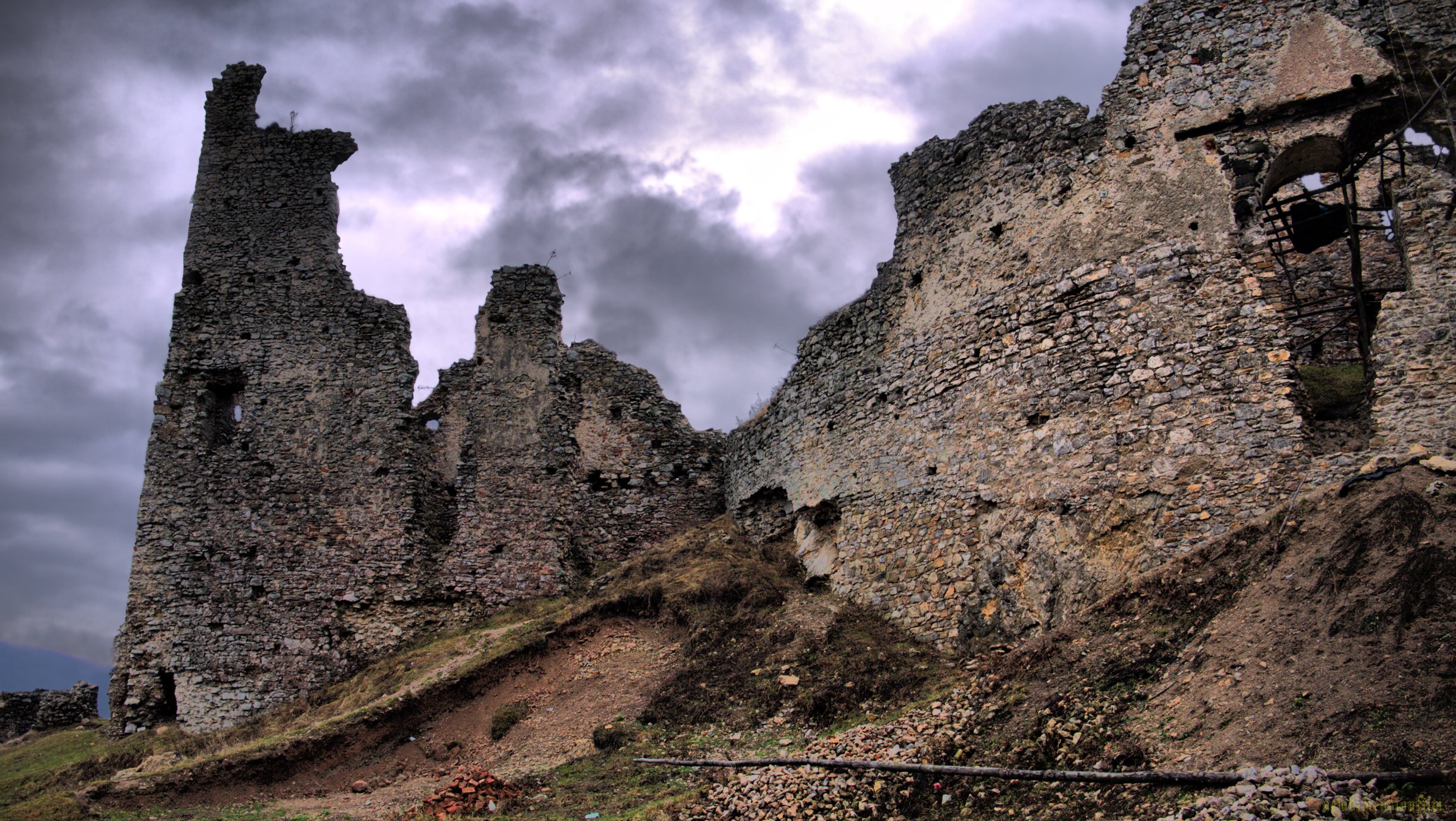 Fonds d'cran Constructions et architecture Ruines - Vestiges Chteau Brekov 3.