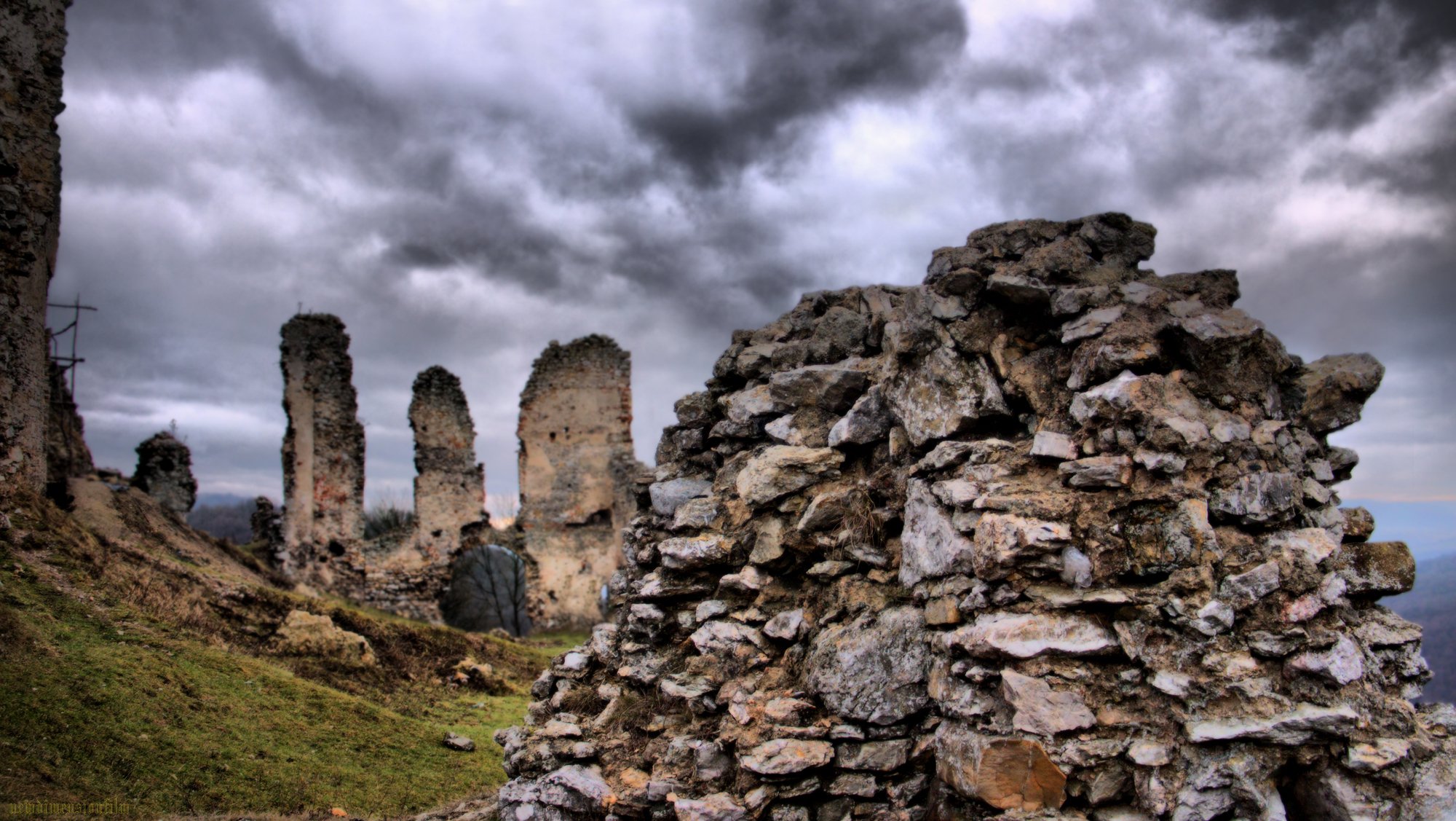 Wallpapers Constructions and architecture Ruins Chteau Brekov 4.