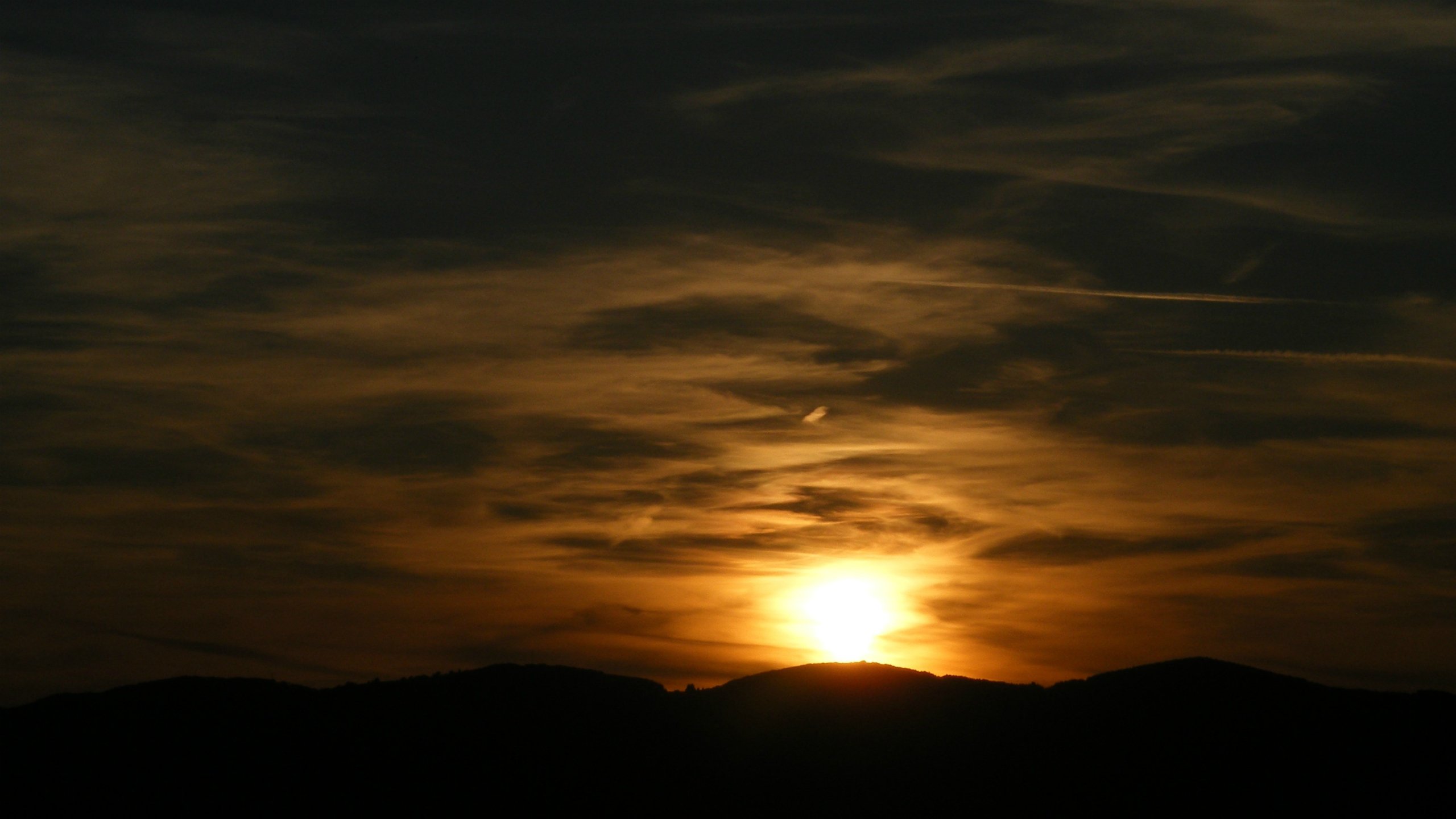 Fonds d'cran Nature Couchers et levers de Soleil Fin du jour