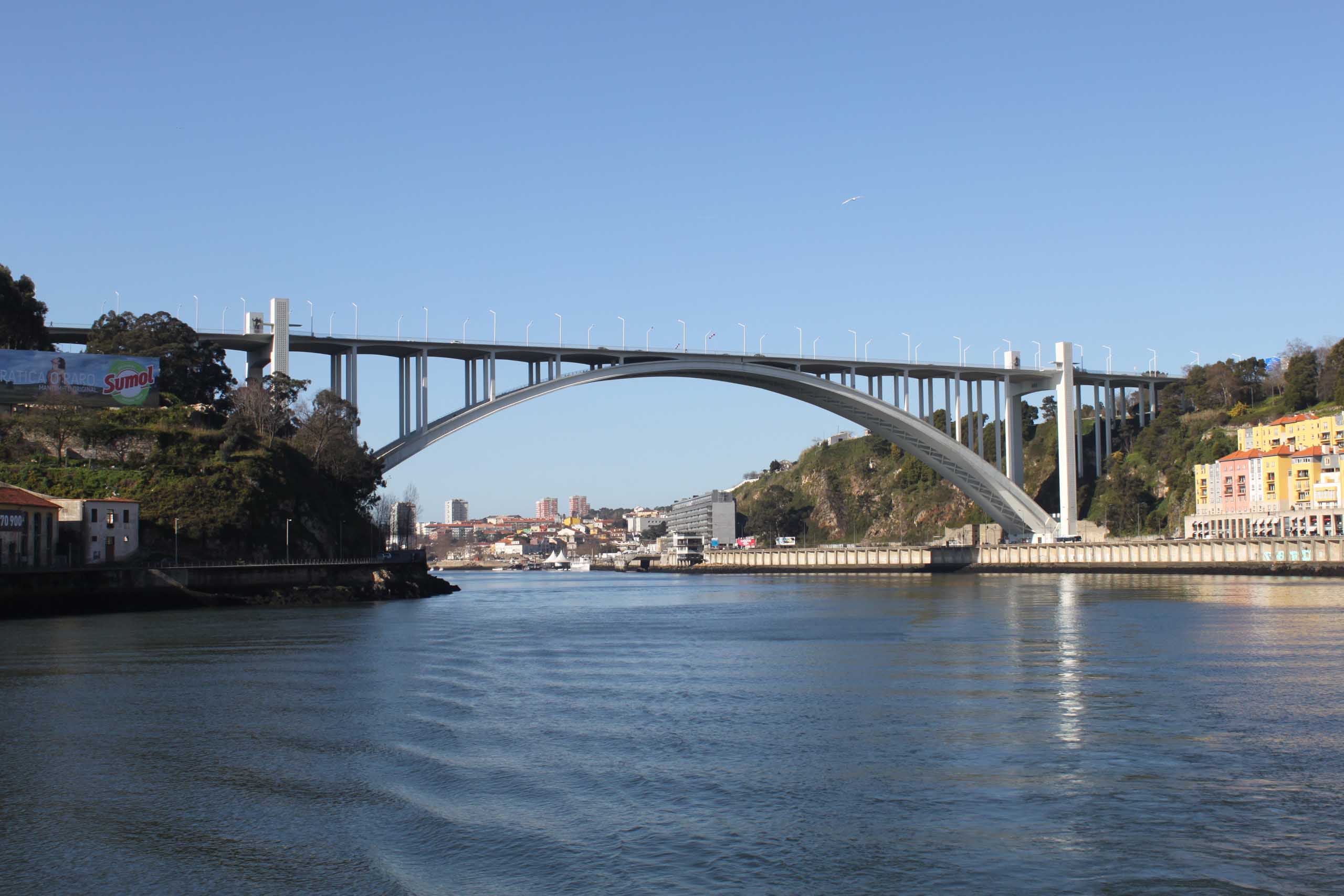 Fonds d'cran Constructions et architecture Ponts - Aqueducs Porto - Pont Arrabida