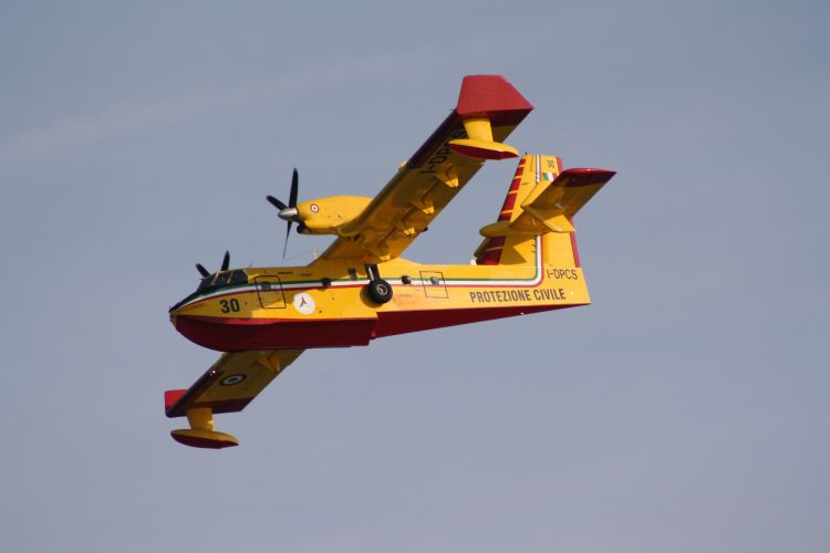 Fonds d'cran Avions Canadairs agosto 2012 air in Lignano Sabiadoro