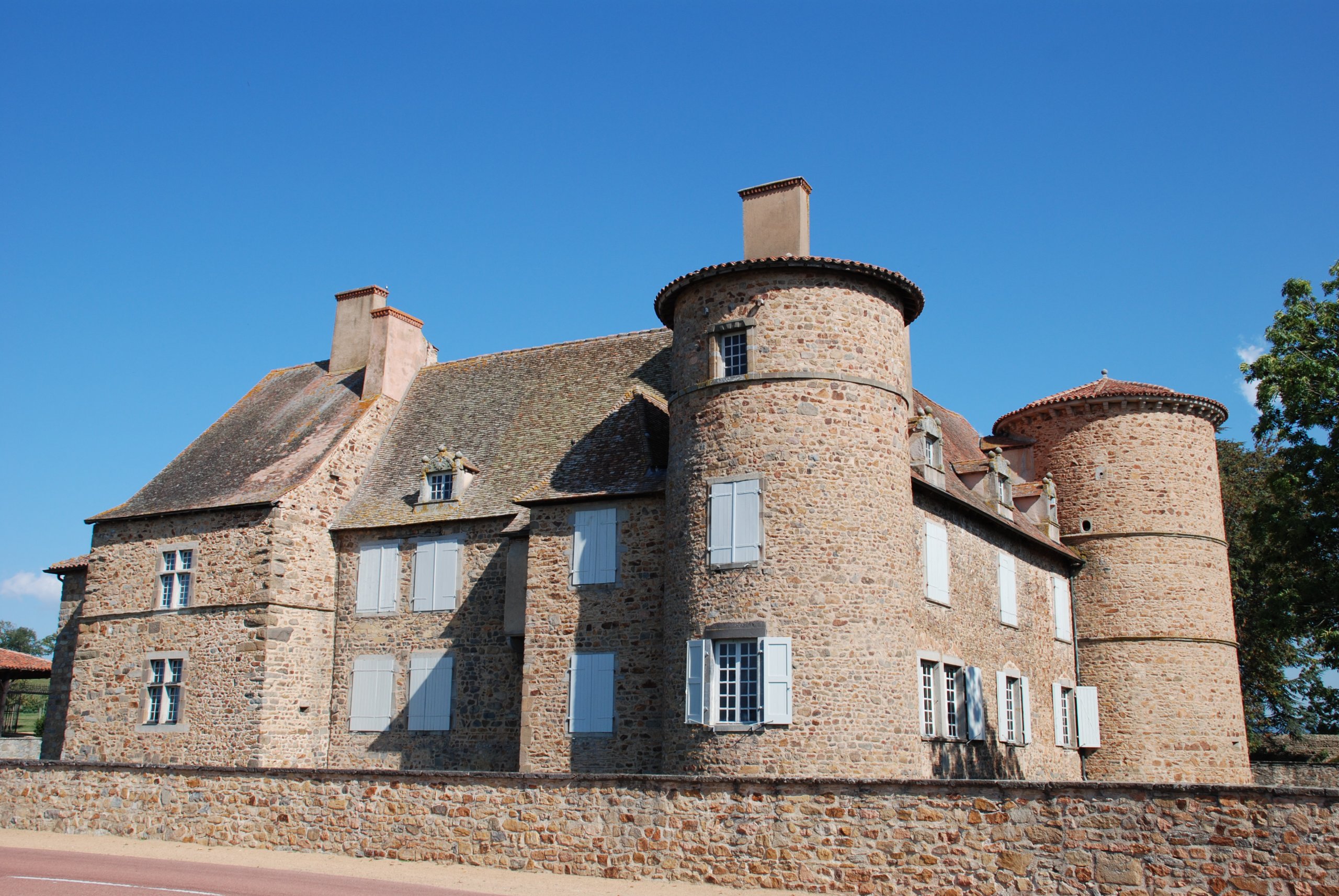 Wallpapers Constructions and architecture Castles - Palace chateau de saint Marcel de Flines ,Loire 42