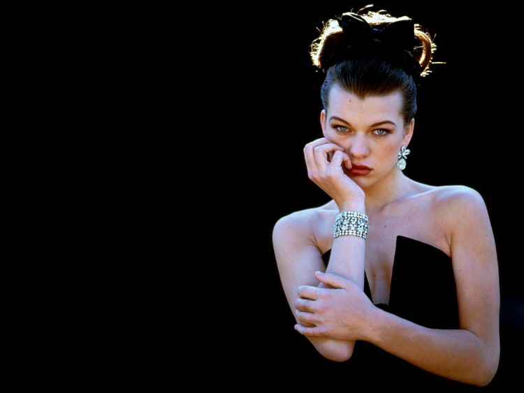 Wallpapers Celebrities Women Milla Jovovich Milla Jovovich