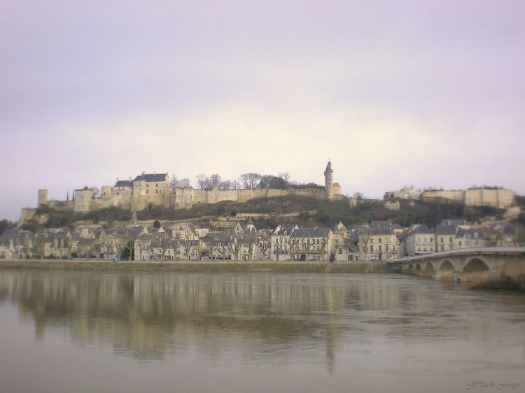 Fonds d'cran Constructions et architecture Chteaux - Palais Chteau de Chinon ( Indre et Loire )