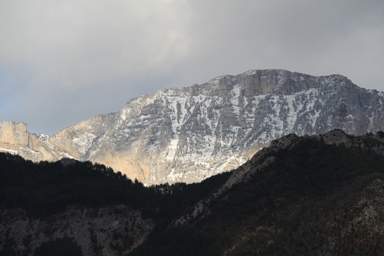 Fonds d'cran Nature Montagnes Contraste