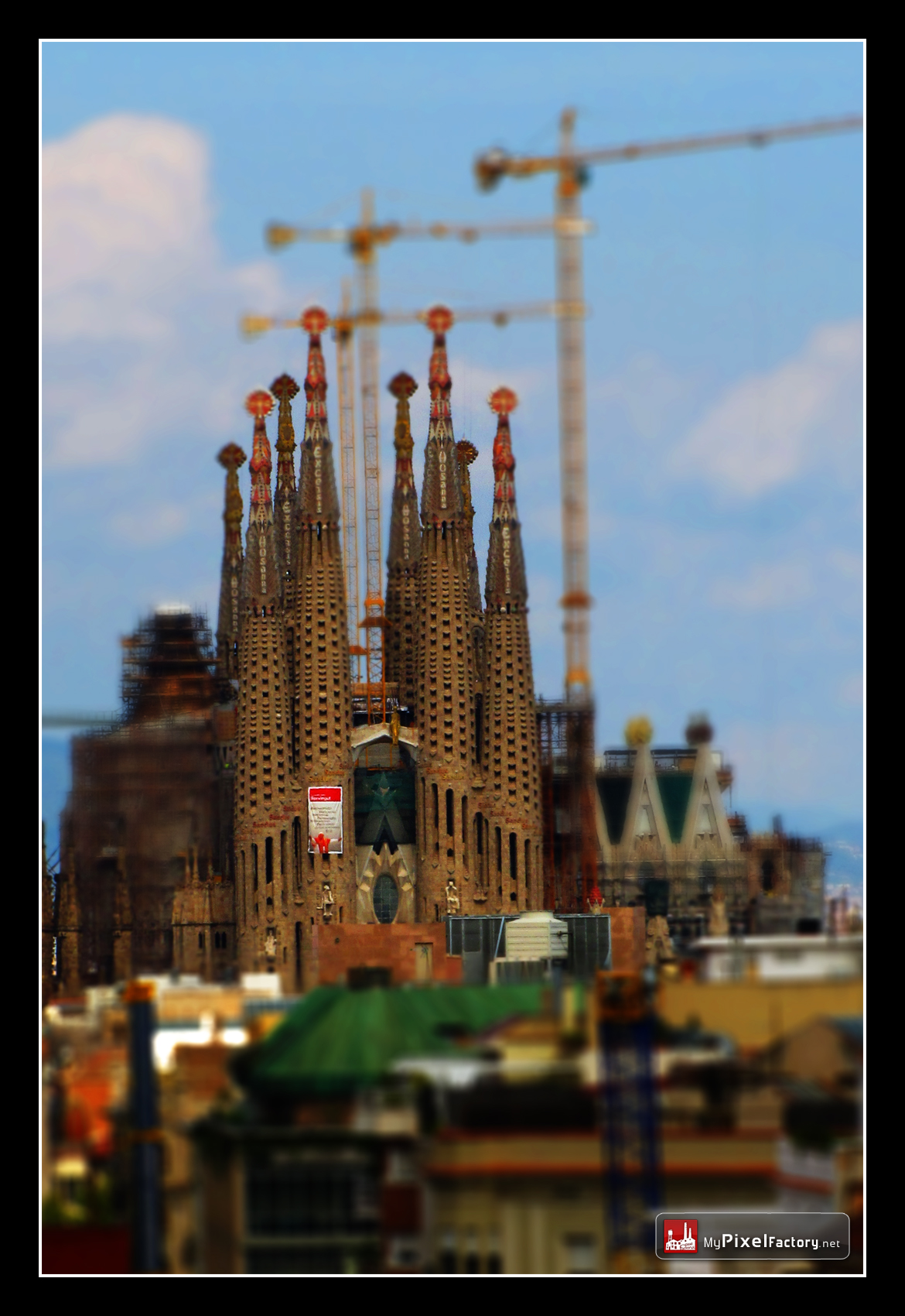 Fonds d'cran Voyages : Europe Espagne Sagrada Familia (tilt-shift)