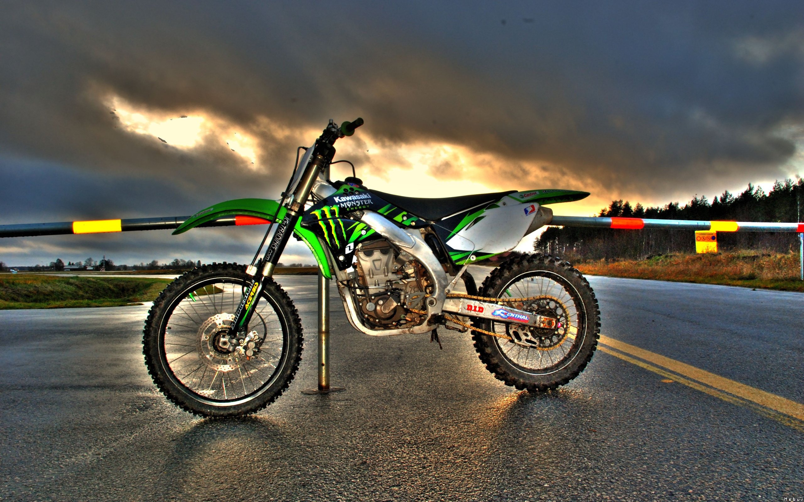 Fonds d'cran Motos Kawasaki 