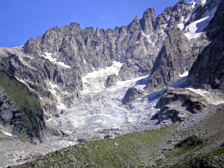 Fonds d'cran Nature Glaciers prs du Mont blanc