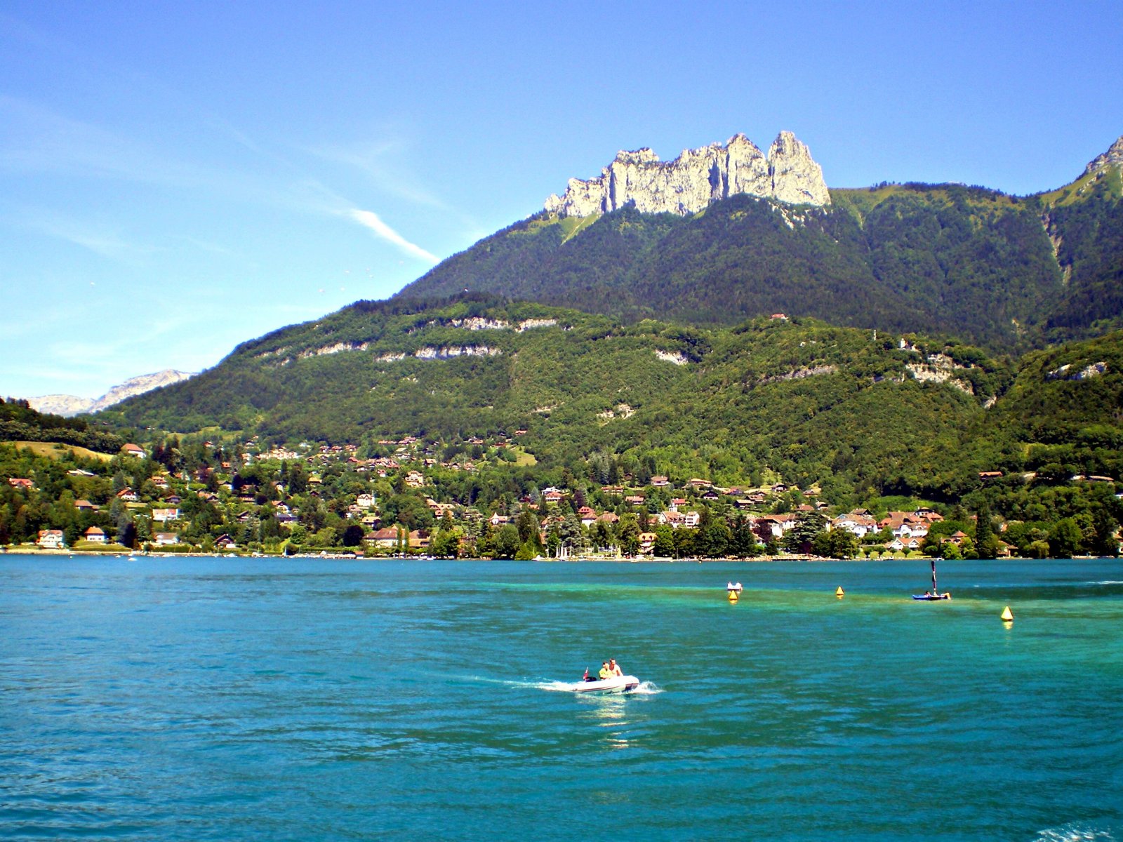 Fonds d'cran Nature Paysages lac d' Annecy 