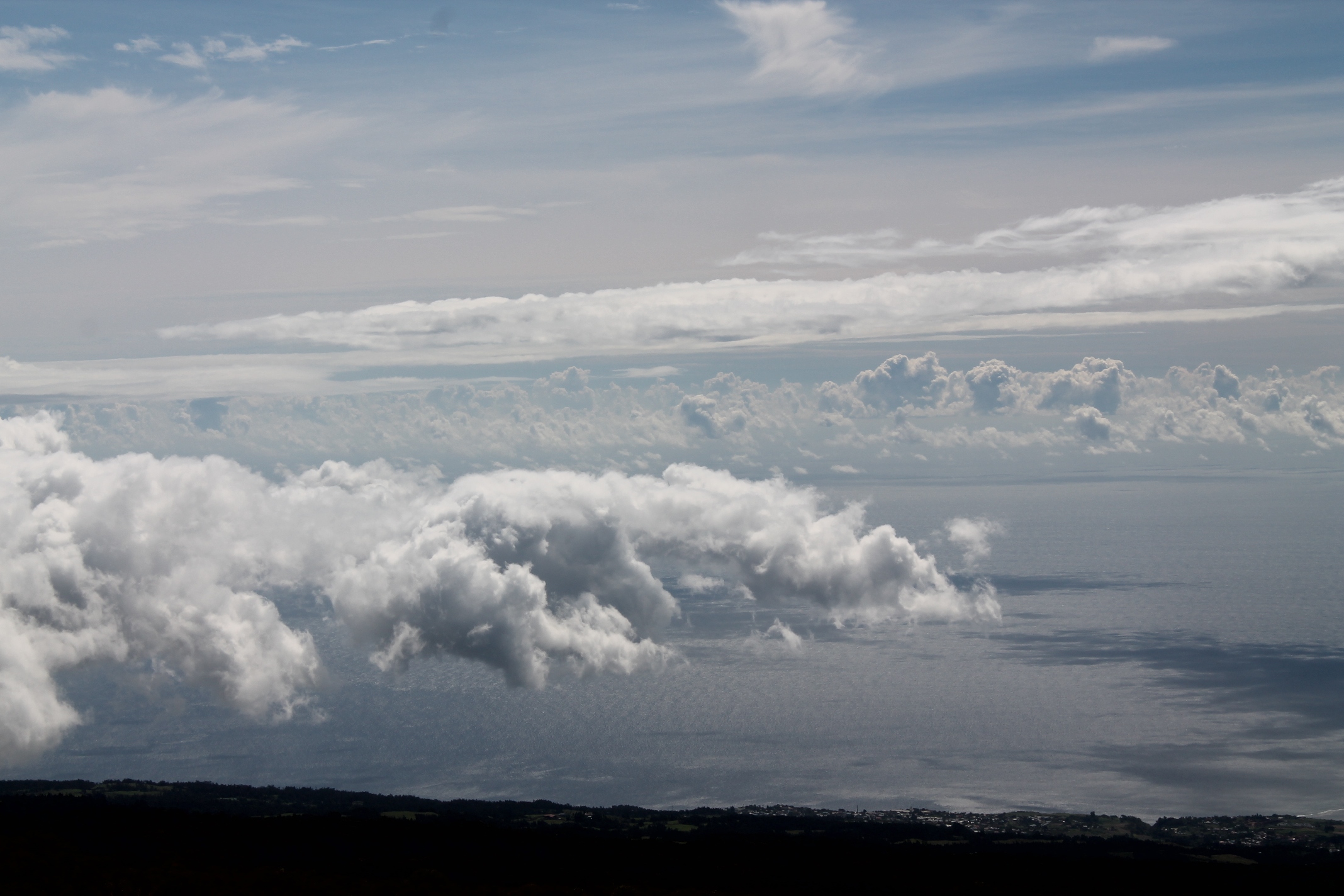 Wallpapers Nature Skies - Clouds Au-dessus des nuages (Saint-Paul 974)